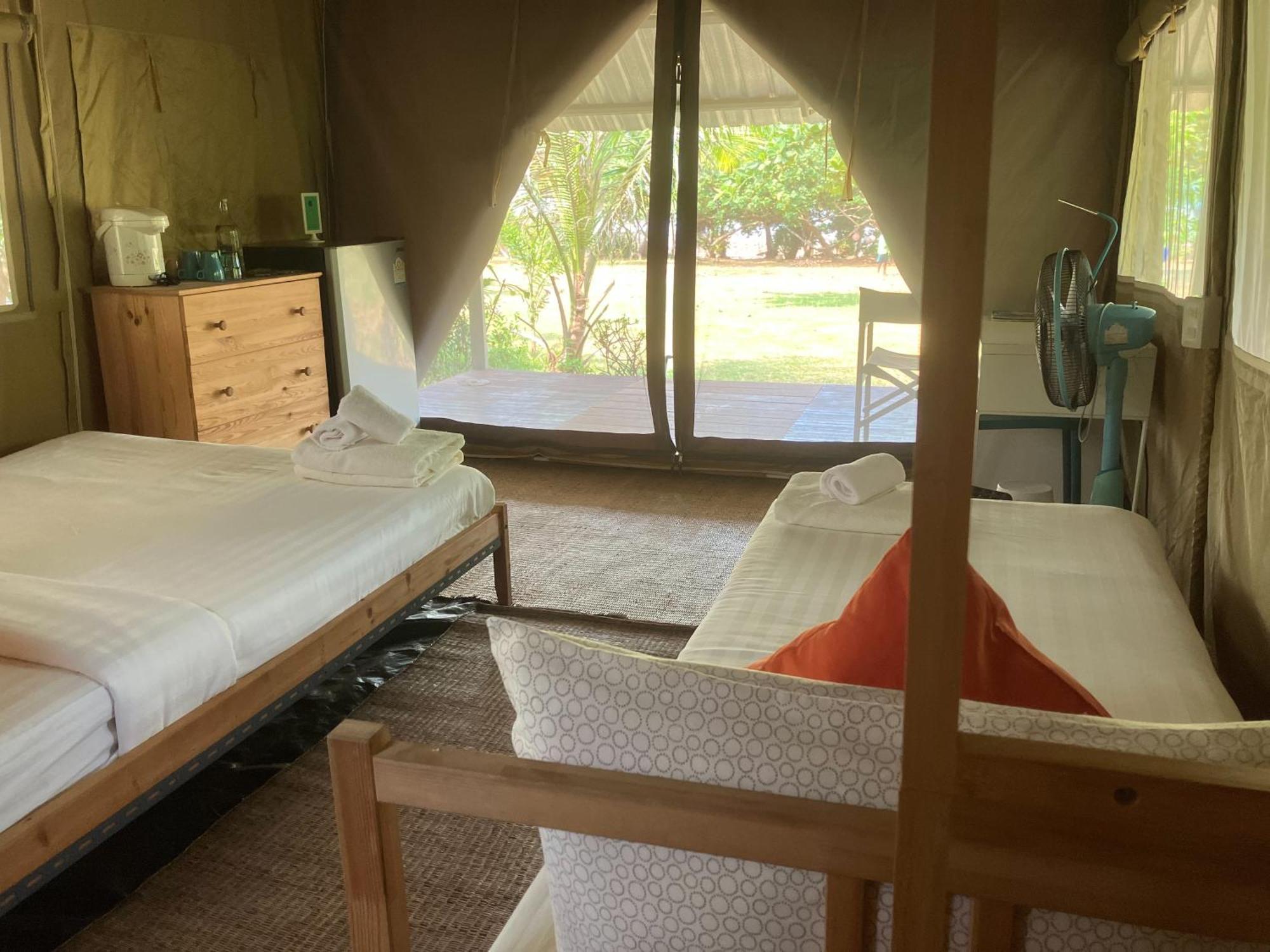 Naivacha Tent Ко Мак Екстериор снимка